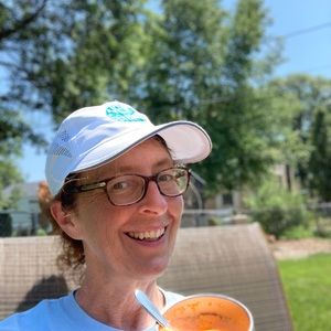 Meet your Posher, Kara